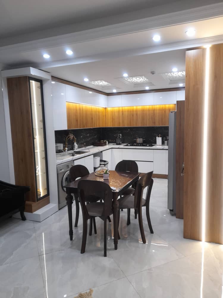 ساخت و اجرا کابینت هایگلاس و نئوکلاسیک غلامی در پردیس